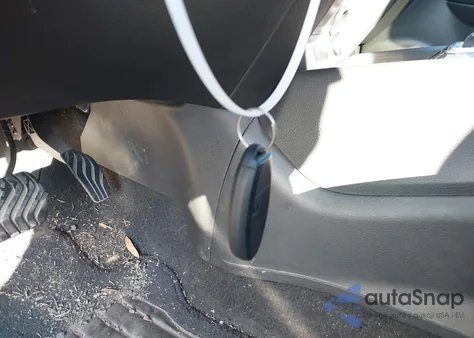 2019 Nissan Rogue Sv z USA, uszkodzony, nr VIN 5N1AT2MV5KC798442